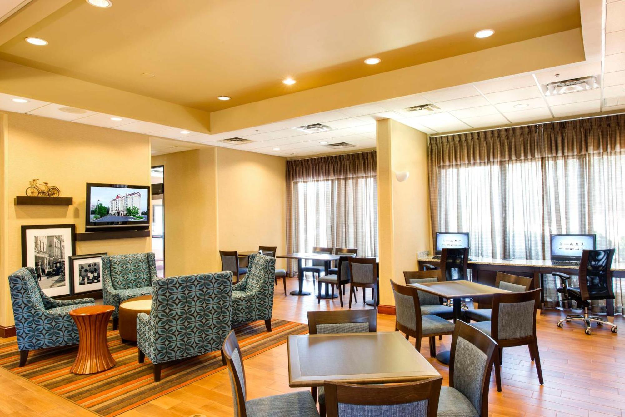 Hampton Inn & Suites Atlanta-Galleria Smyrna Kültér fotó