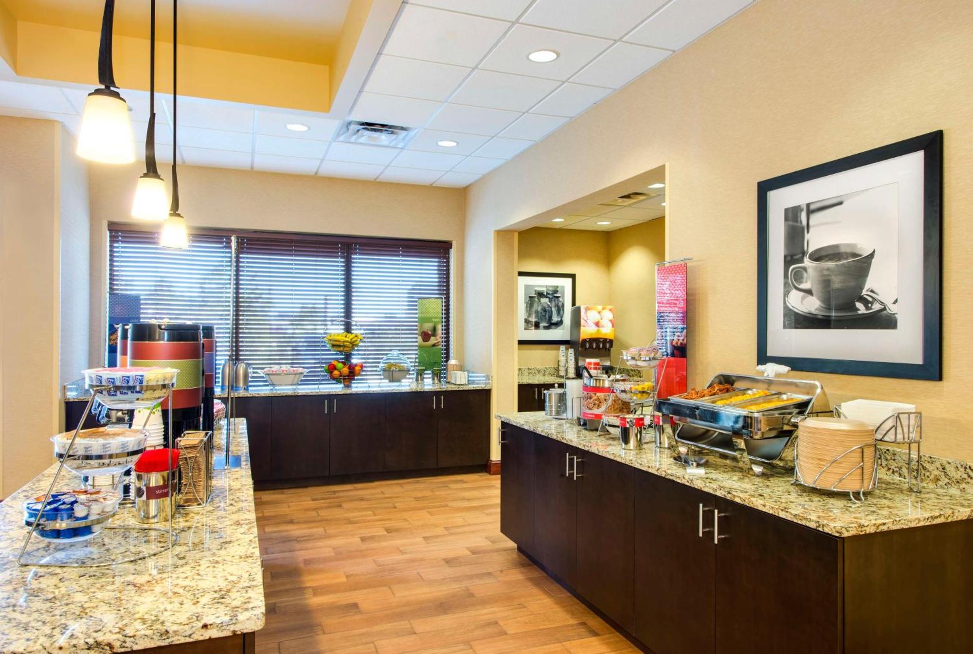 Hampton Inn & Suites Atlanta-Galleria Smyrna Kültér fotó